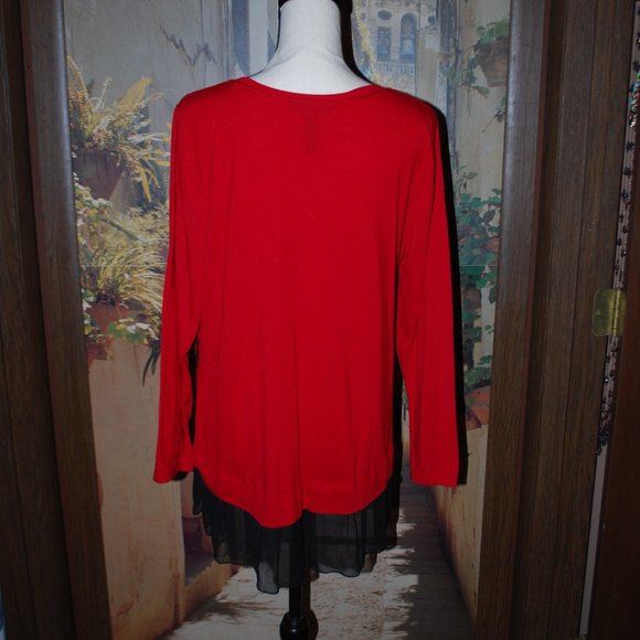 3/$30 - Pretty Red & Black Top - XL - Picture 2 of 9